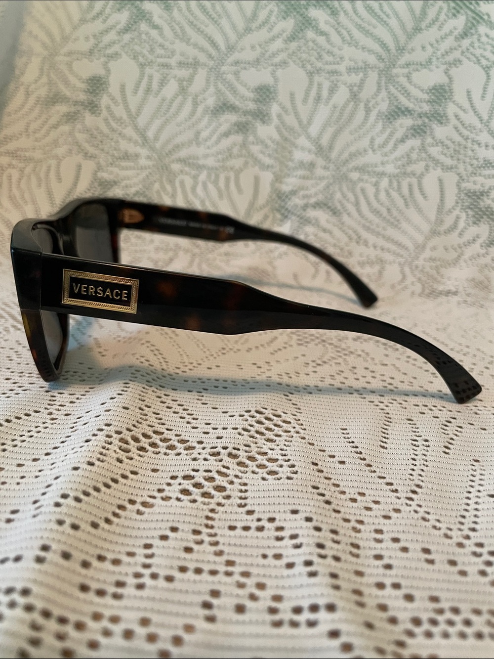 Versace Tortoiseshell Sunglasses with Black Lenses and Gold Logo Plaque - Picture 3 of 13